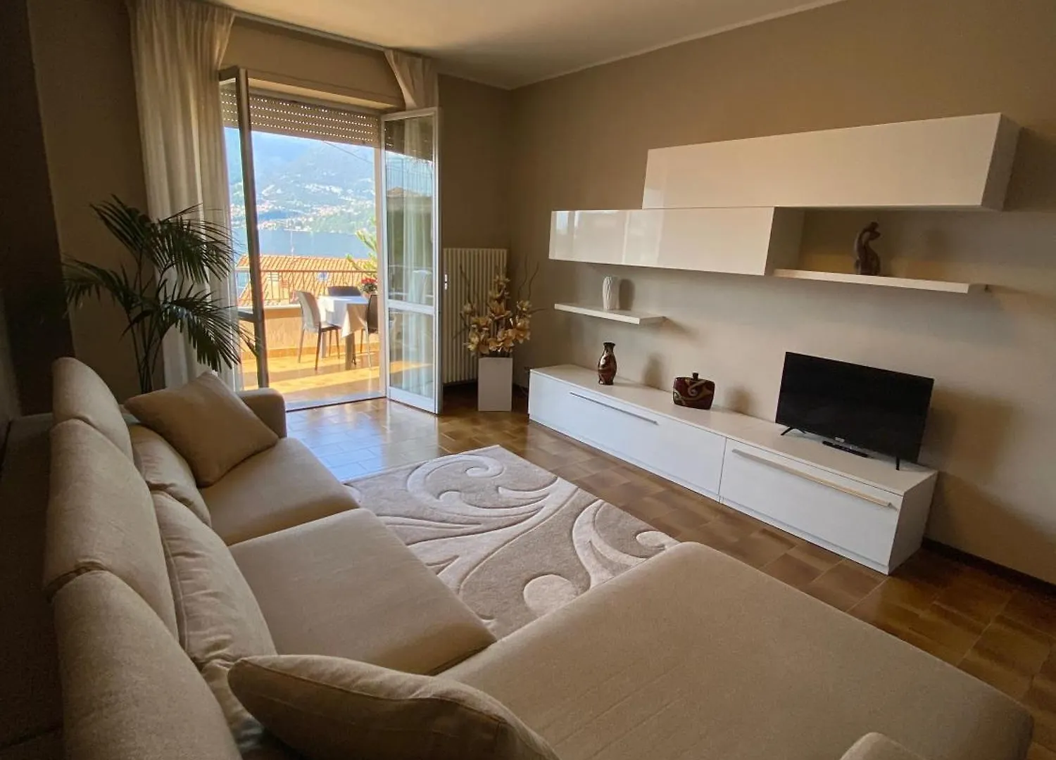 Sofia Apartment Near Bellagio Lezzeno